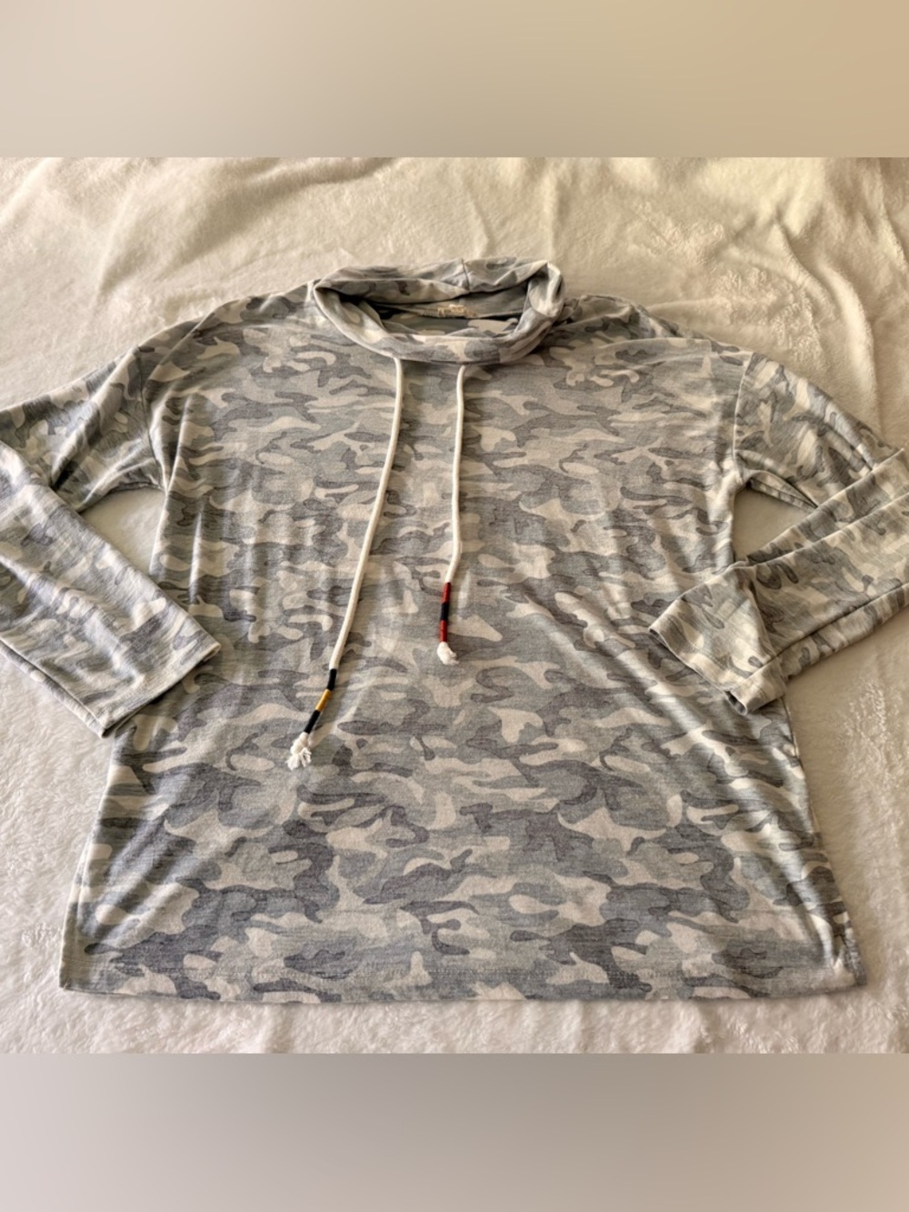 Hem & Thread Cowl Neck Light Grey Camouflage Pullover L